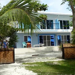 D & B Bluestar Station touristique